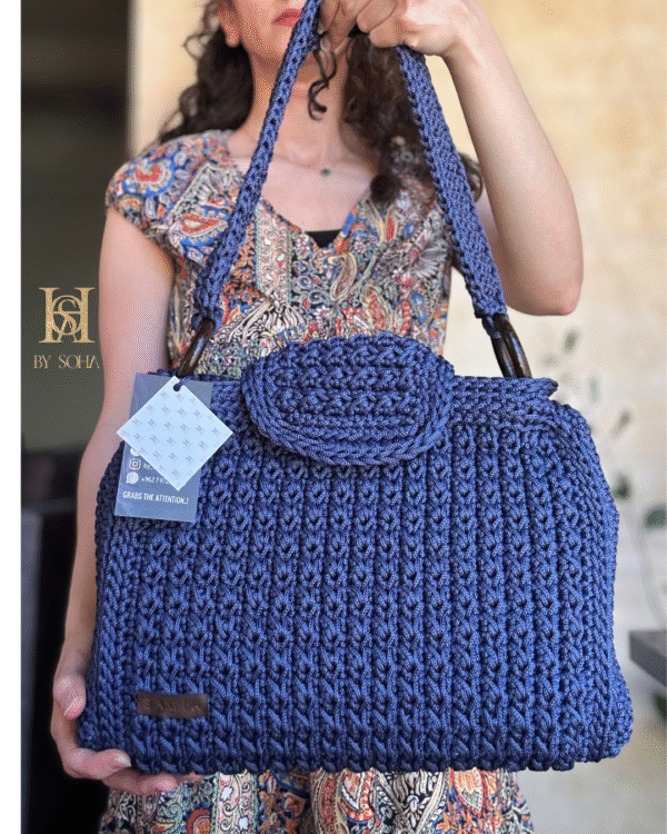 ⁦CHIC AND PRACTICAL HANDBAG حقيبة عملية و انيقة⁩ - الصورة ⁦3⁩