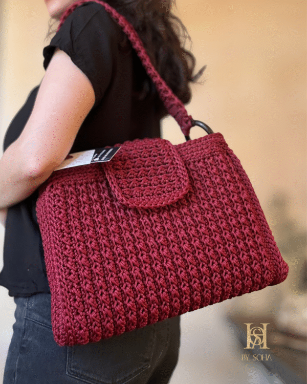 ⁦CHIC AND PRACTICAL HANDBAG حقيبة عملية و انيقة⁩ - الصورة ⁦5⁩