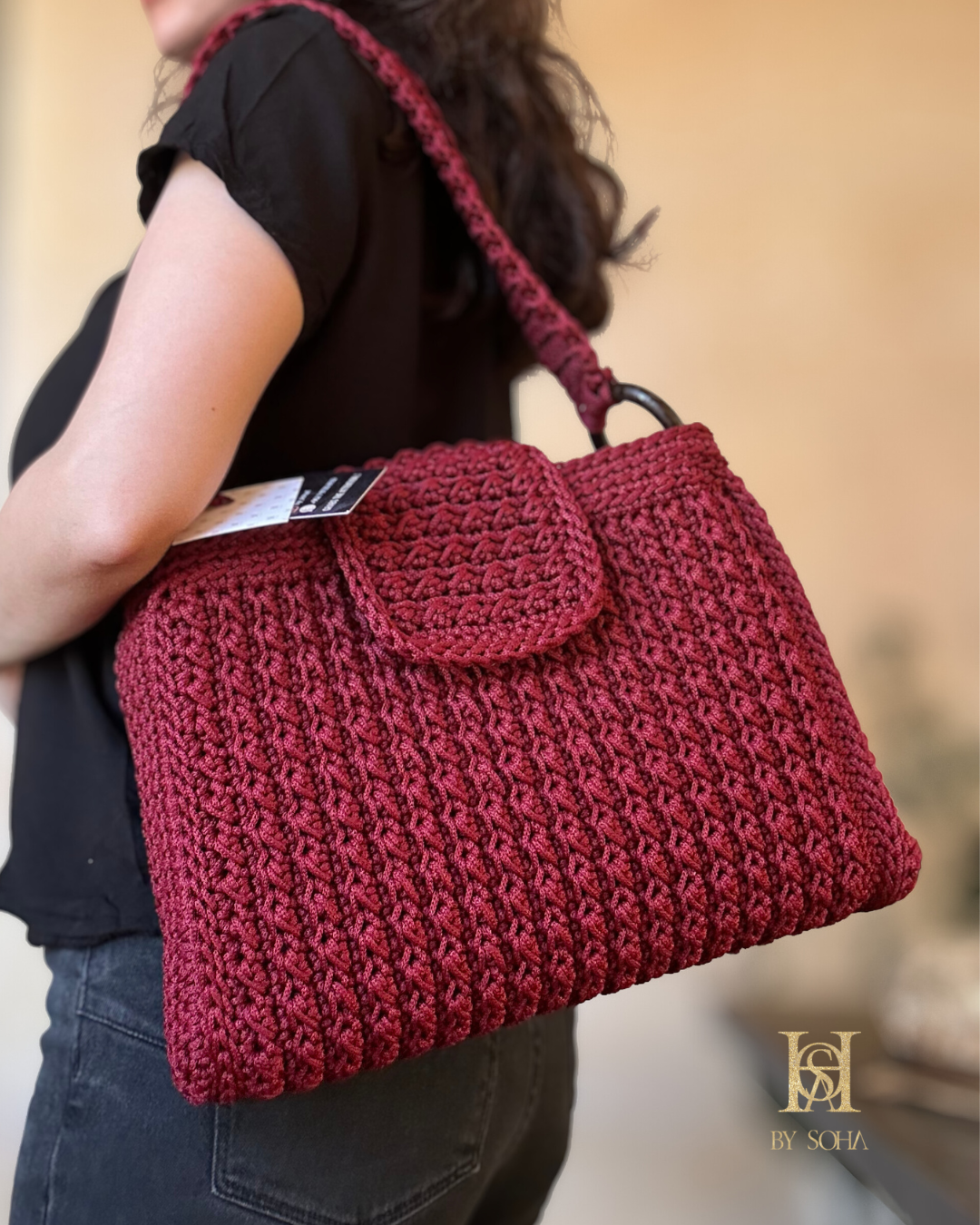 CHIC AND PRACTICAL HANDBAG حقيبة عملية و انيقة - الصورة 5
