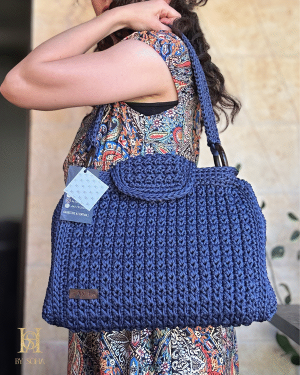 ⁦CHIC AND PRACTICAL HANDBAG حقيبة عملية و انيقة⁩ - الصورة ⁦6⁩