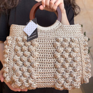 حقيبة مع يد خشبية Bag with wooden handle