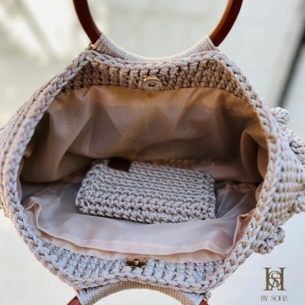 ⁦حقيبة بالعرض مع يد خشبية bag with wooden handle⁩ - الصورة ⁦5⁩