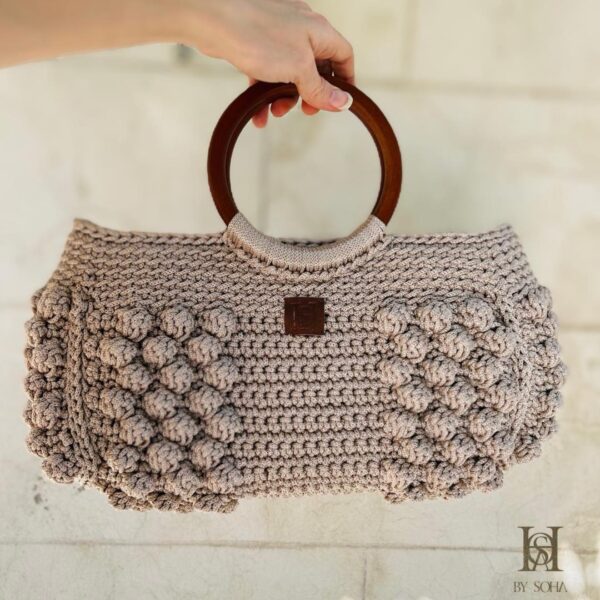 ⁦حقيبة بالعرض مع يد خشبية bag with wooden handle⁩ - الصورة ⁦4⁩