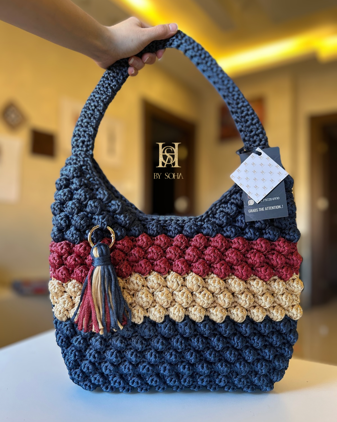 حقيبة عملية بتصميم عصري Practical bag with a modern design - الصورة 4